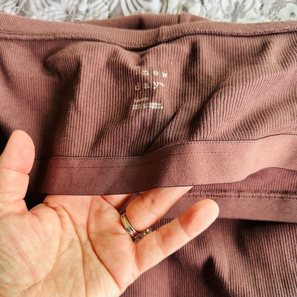 Women’s Knit Tube Dress - Picture 4 of 8